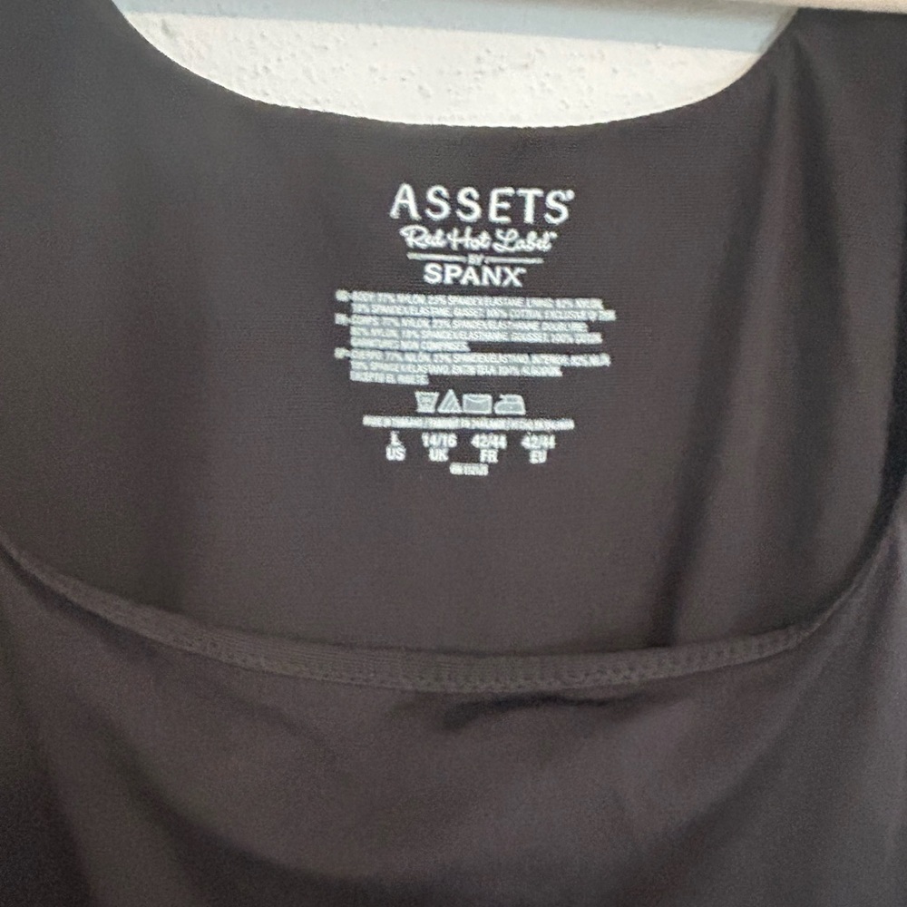 SPANX ASSETS Black Bodysuit - Picture 3 of 3